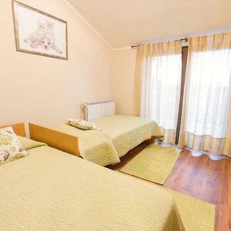 Apartments Mirjana Novigrad  Екстер'єр фото