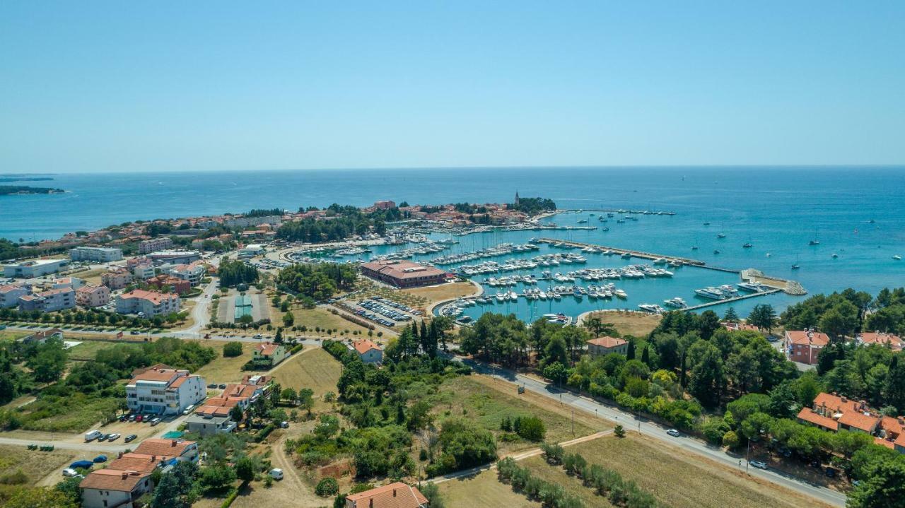 Apartments Mirjana Novigrad  Екстер'єр фото