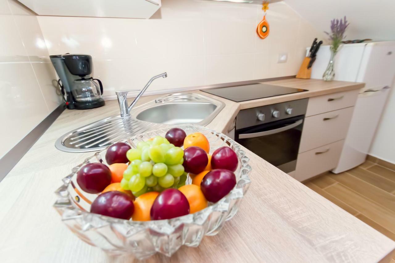 Apartments Mirjana Novigrad  Екстер'єр фото
